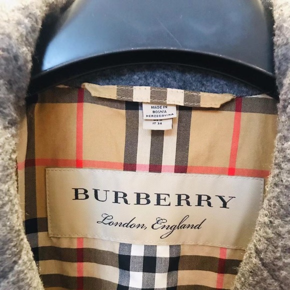 Burberry women’s gray wool trench coat - Picture 2 of 8